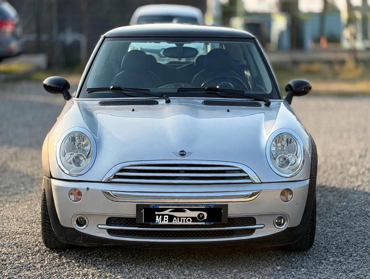 Mini 1.6 16V Cooper Park Lane (119.000KM)