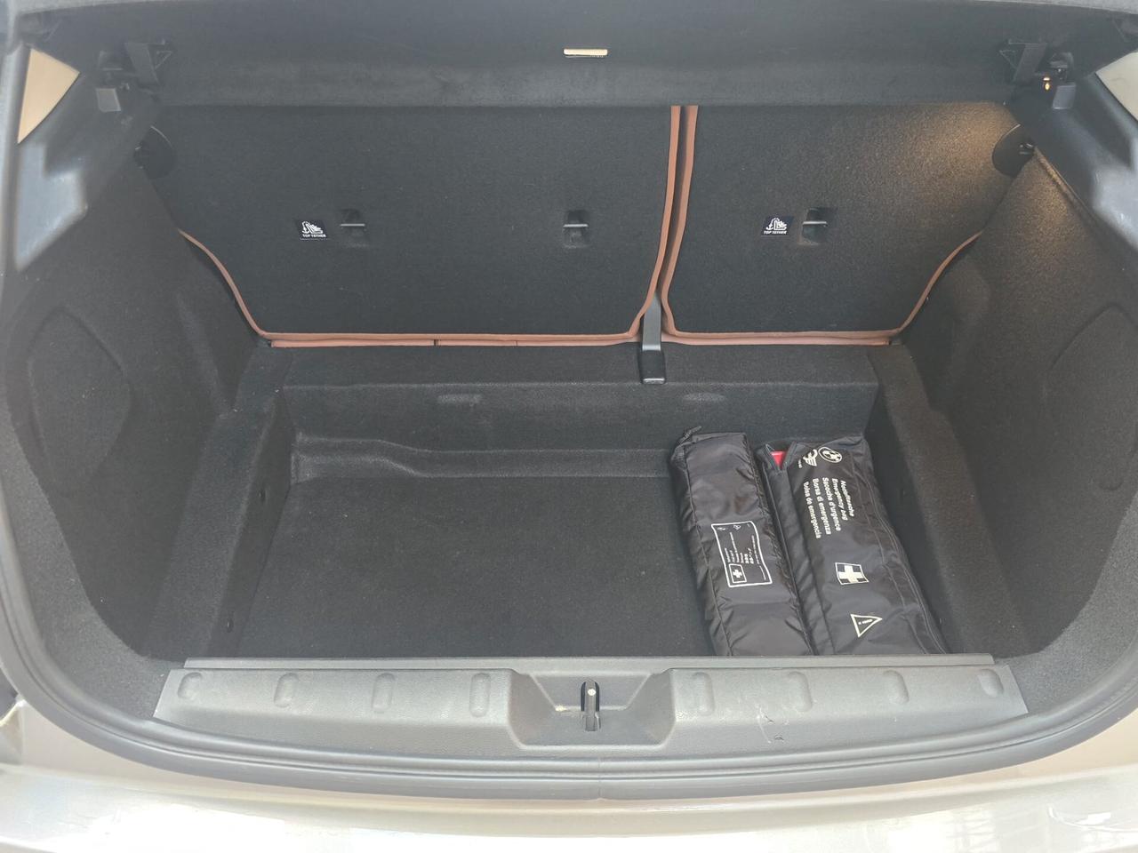 Mini 5p 1.5 One 102cv automatica / pelle totale -OK NEOPATENTATI