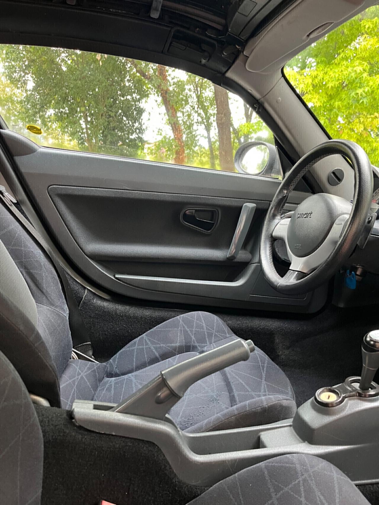 OCCASIONE BELLISSIMA SMART ROADSTER NEOPATENTATI