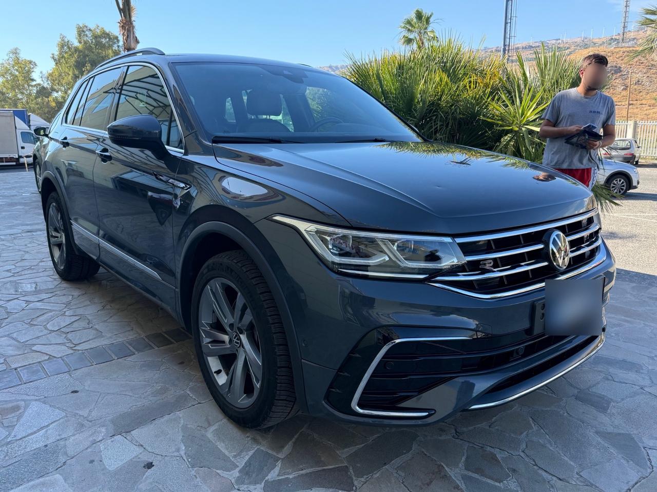 Volkswagen Tiguan 2.0 TDI 200 CV SCR DSG 4MOTION R-Line