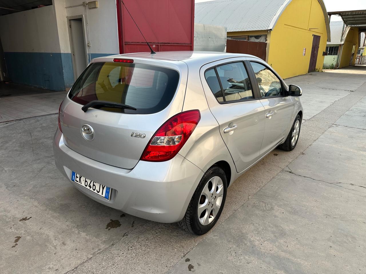 Hyundai i20 GPL Neopatentati Garanzia 12 Mesi