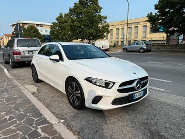 MERCEDES CLASSE A 180 BZ 136 CV BUSINESS AUTO 5P