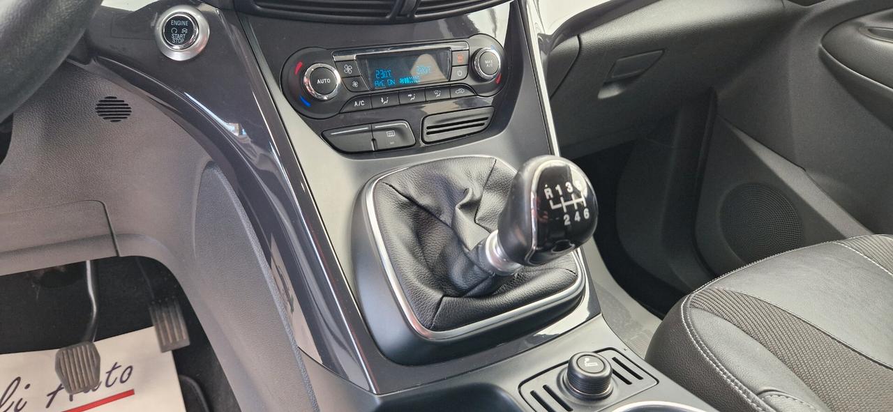 Ford Kuga 2.0 TDCi 140cv 4WD Titanium