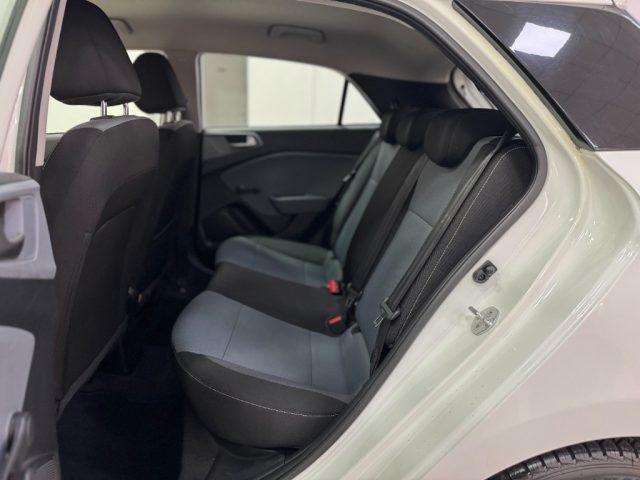 HYUNDAI i20 1.2 5 porte Connectline