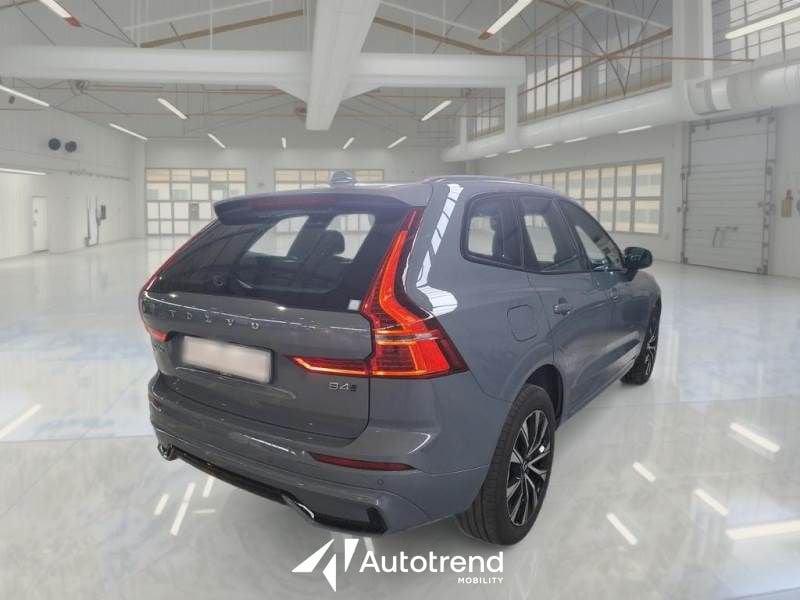 Volvo XC60 B4 197+14 CV AWD Mild Hybrid Automatico Plus Dark N1 Autocarro