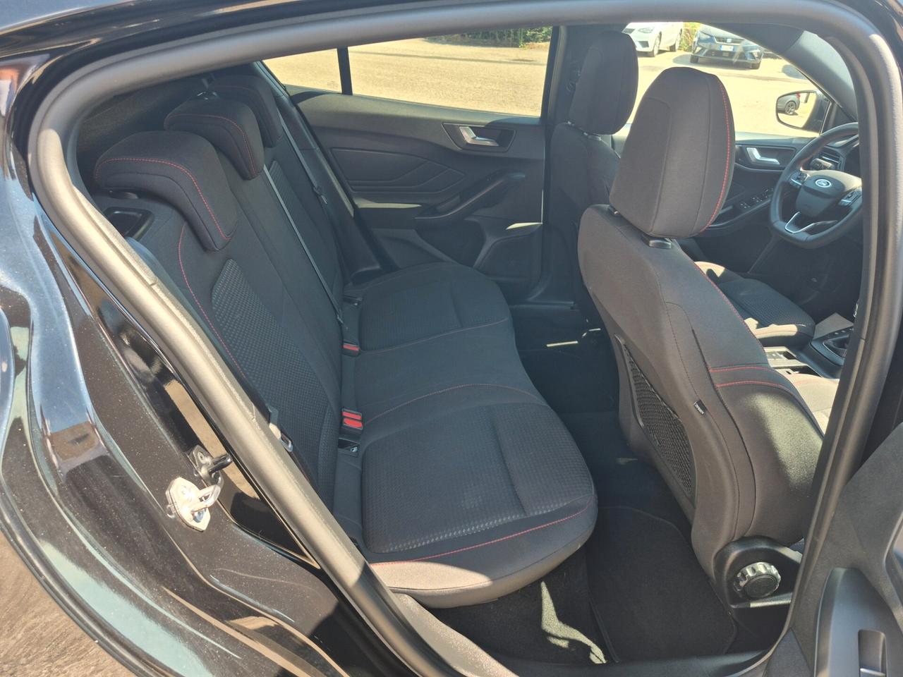Ford Focus 1.0 EcoBoost Hybrid 125 CV 5p. ST-Line