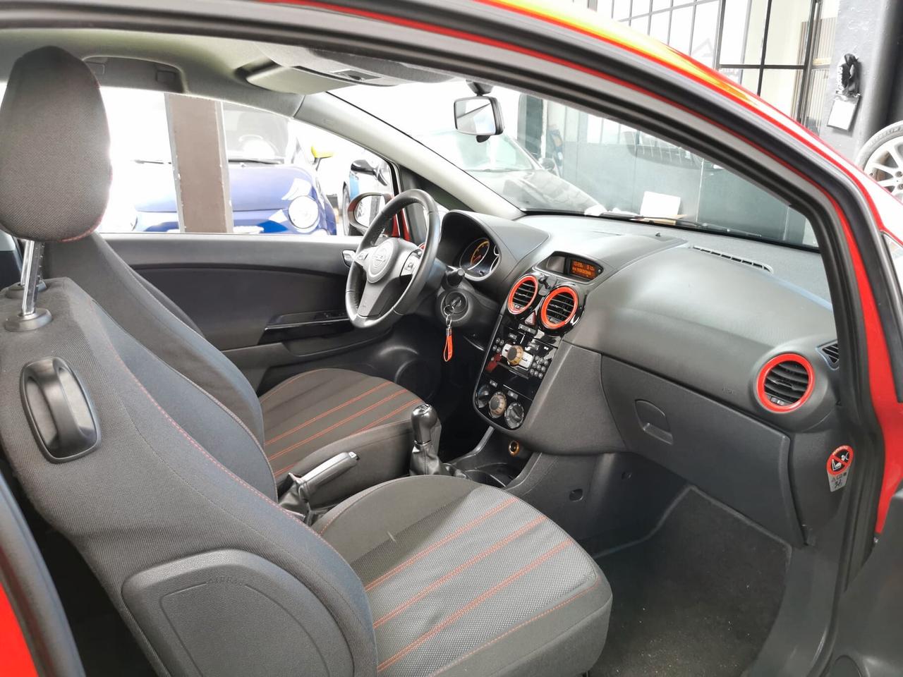 Opel Corsa 1.4 16V Sport edition GARANZIA 12 MESI