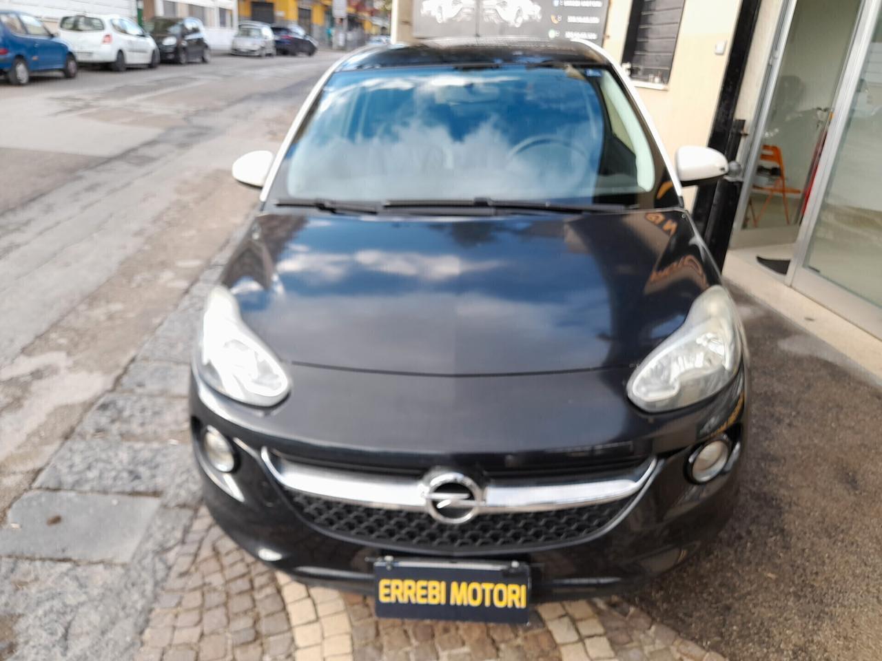 Opel Adam 1.4 87 CV GPL Tech Unlimited