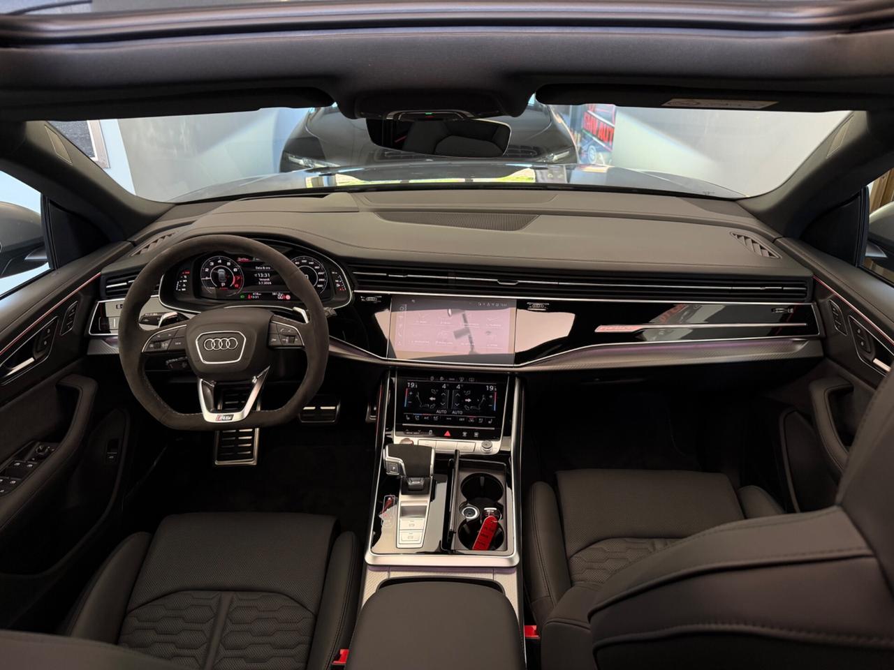 Audi RSQ8 performante641cv pronta consegna in sede