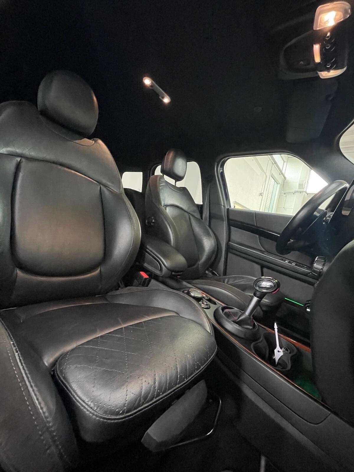 Mini Countryman John Cooper Works 231CV ALL4 pro