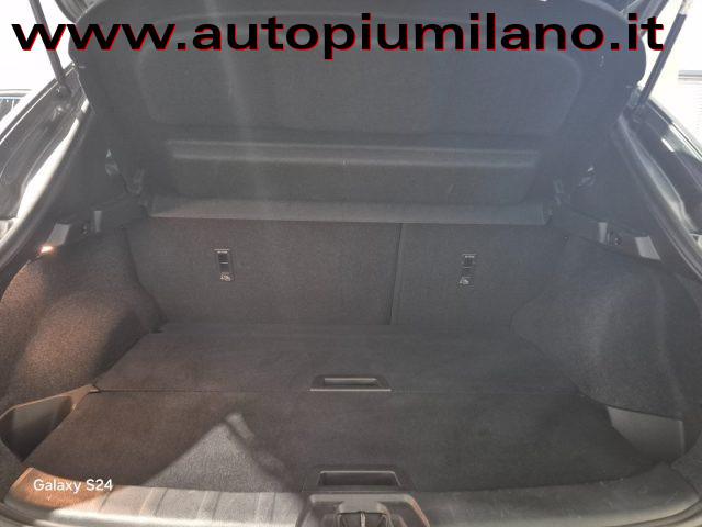 NISSAN Qashqai 1.2 DIG-T N-Connecta
