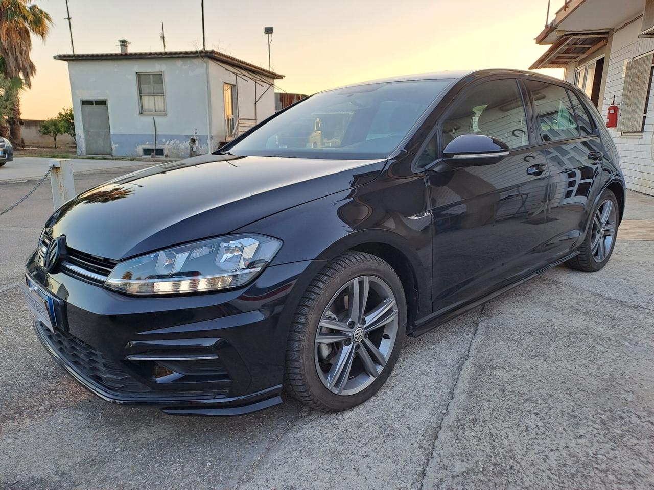 Volkswagen Golf 7.5 2.0 TDI R LINE 150 CV 2020 29MILA KM