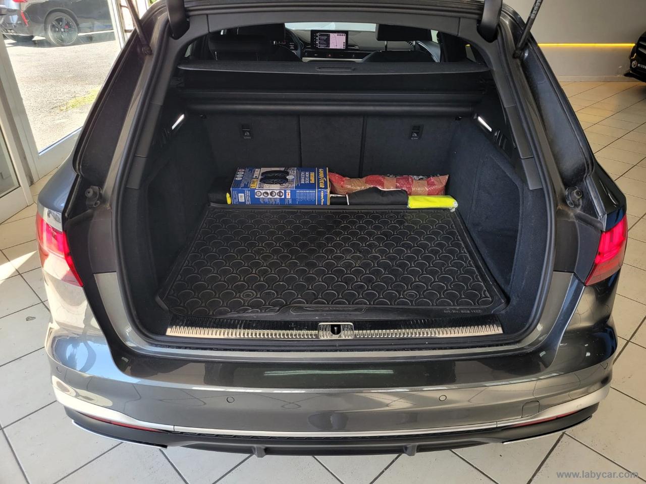 AUDI A4 Avant 35 TDI/163CV S tronic S line