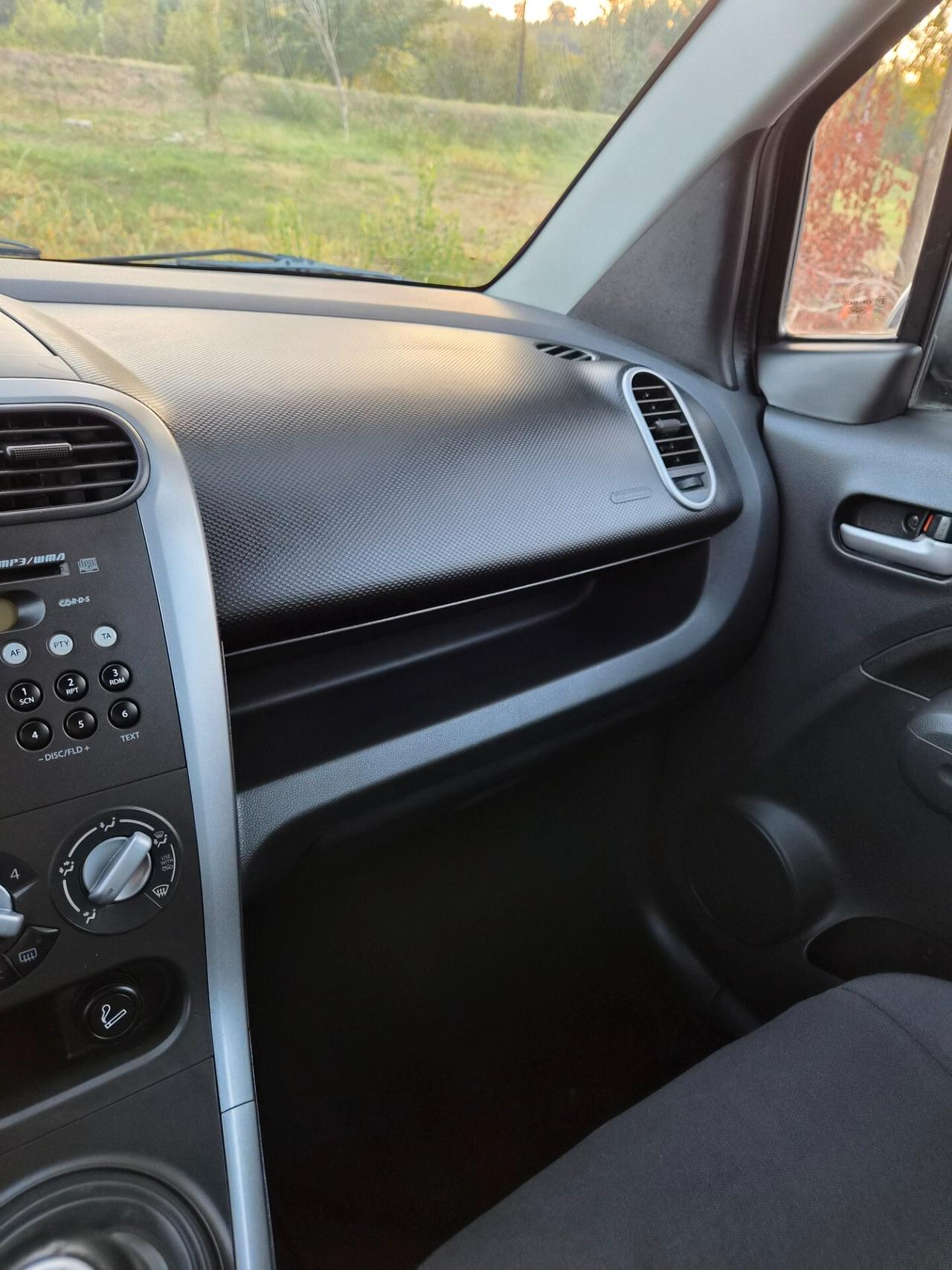 Suzuki Splash 1.0 GLS Safety Pack