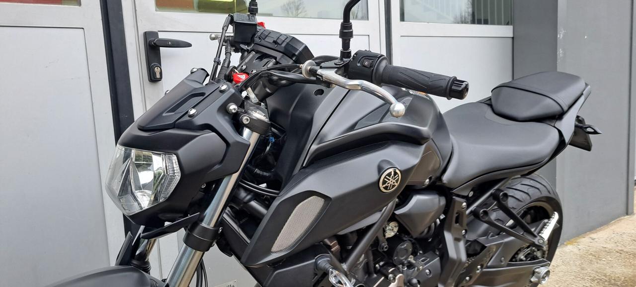 Yamaha MT-07 depo