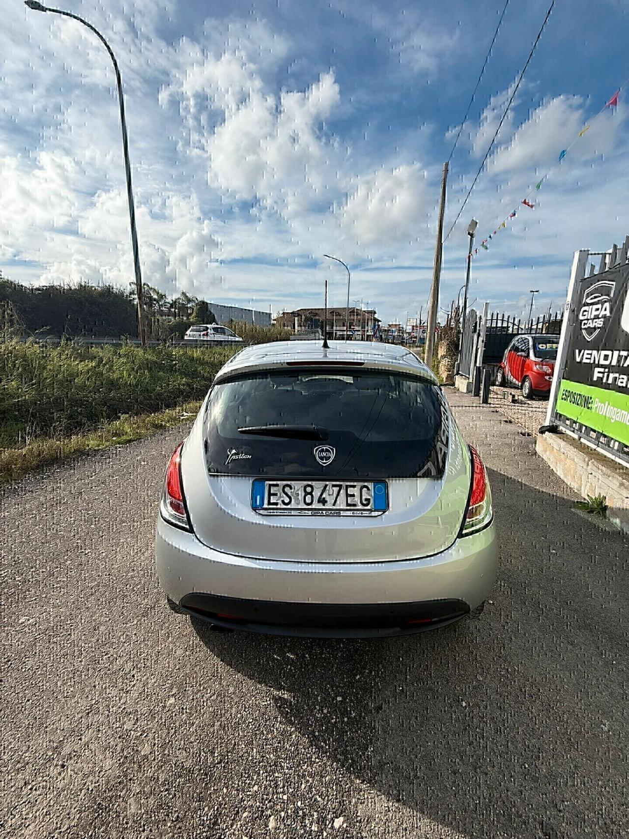 Lancia Ypsilon 1.3 MJT 16V 95 CV 5 porte S&S Platinum