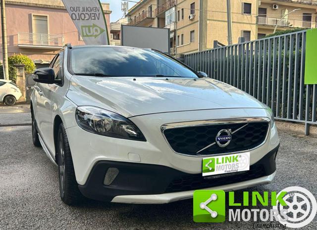 VOLVO V40 Cross Country D2 1.6 Powershift Summum