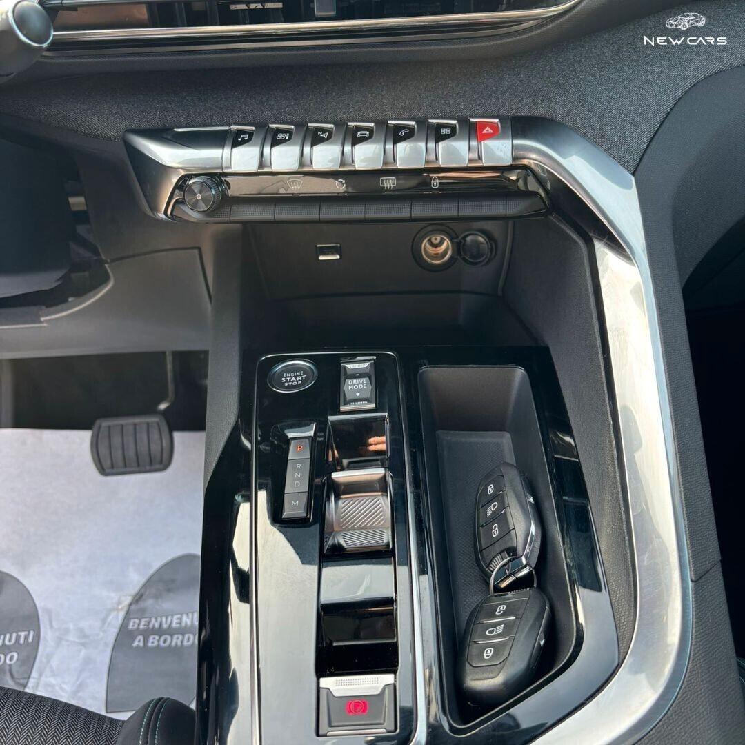 Peugeot 3008 BlueHDi 130 S&S EAT8 Allure