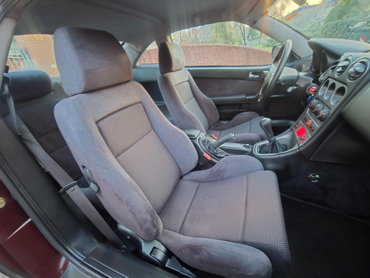 Alfa Romeo GTV 2.0i JTS 16V cat