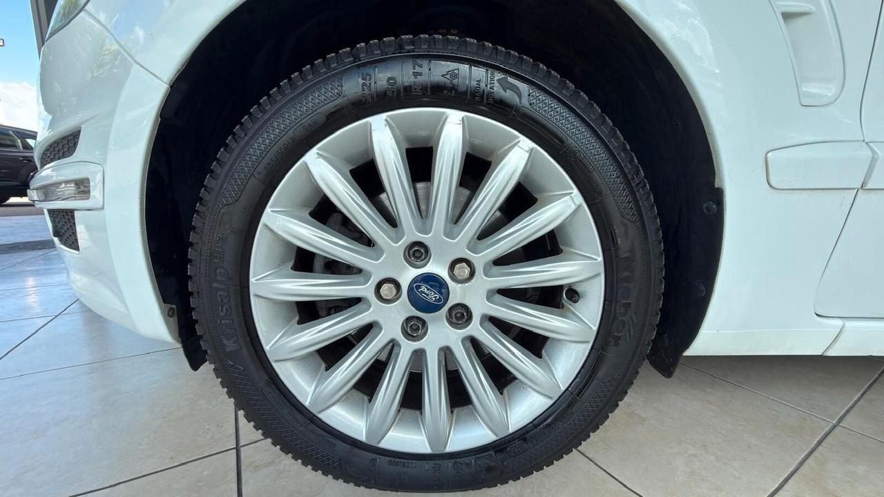 Ford S-Max 2.0 TDCi 163CV New Titanium
