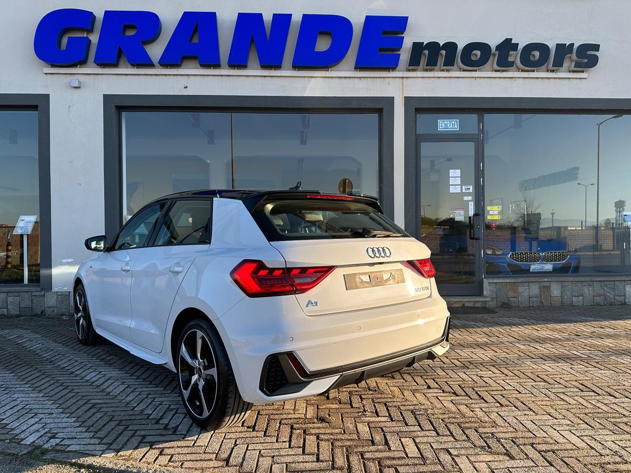 Audi A1 SPB 30 TFSI S line edition