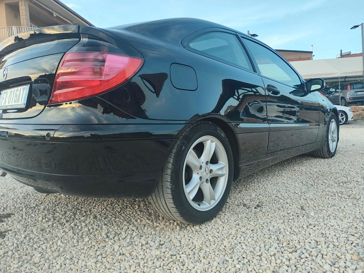 Mercedes-benz C 220 CDI sport coupe 120mila km
