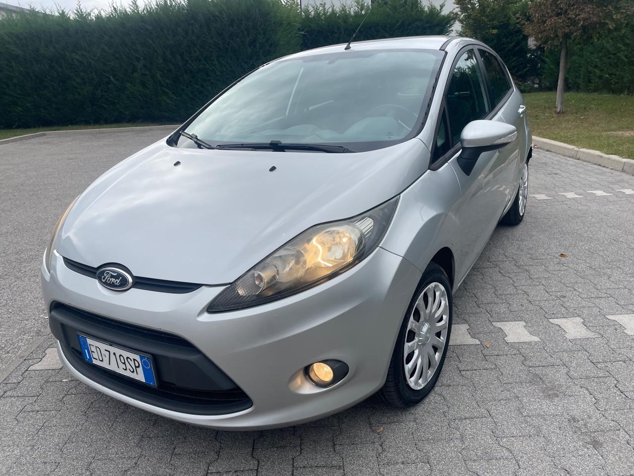 Ford Fiesta 1.2 benzina 5p. Titanium euro(5)