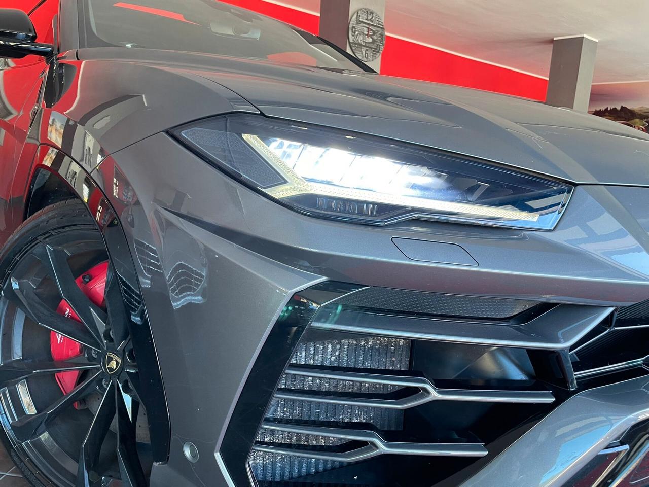 LAMBORGHINI URUS 4.0 650cv IPERFULL