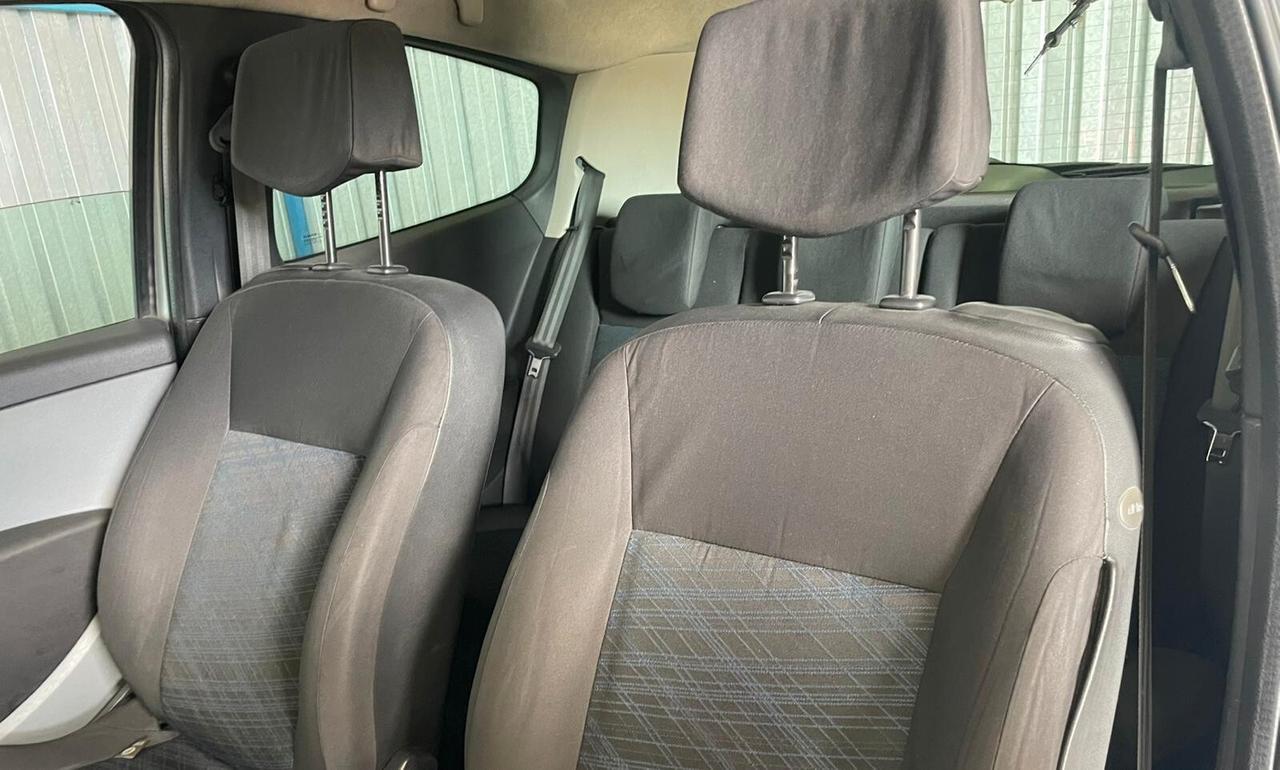 Renault Clio NEOPATENTATI