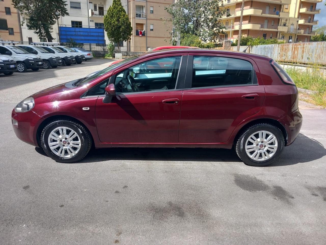 Fiat Punto 1.3 MJT II S&S 85 CV 5 porte ECO Street Lounge