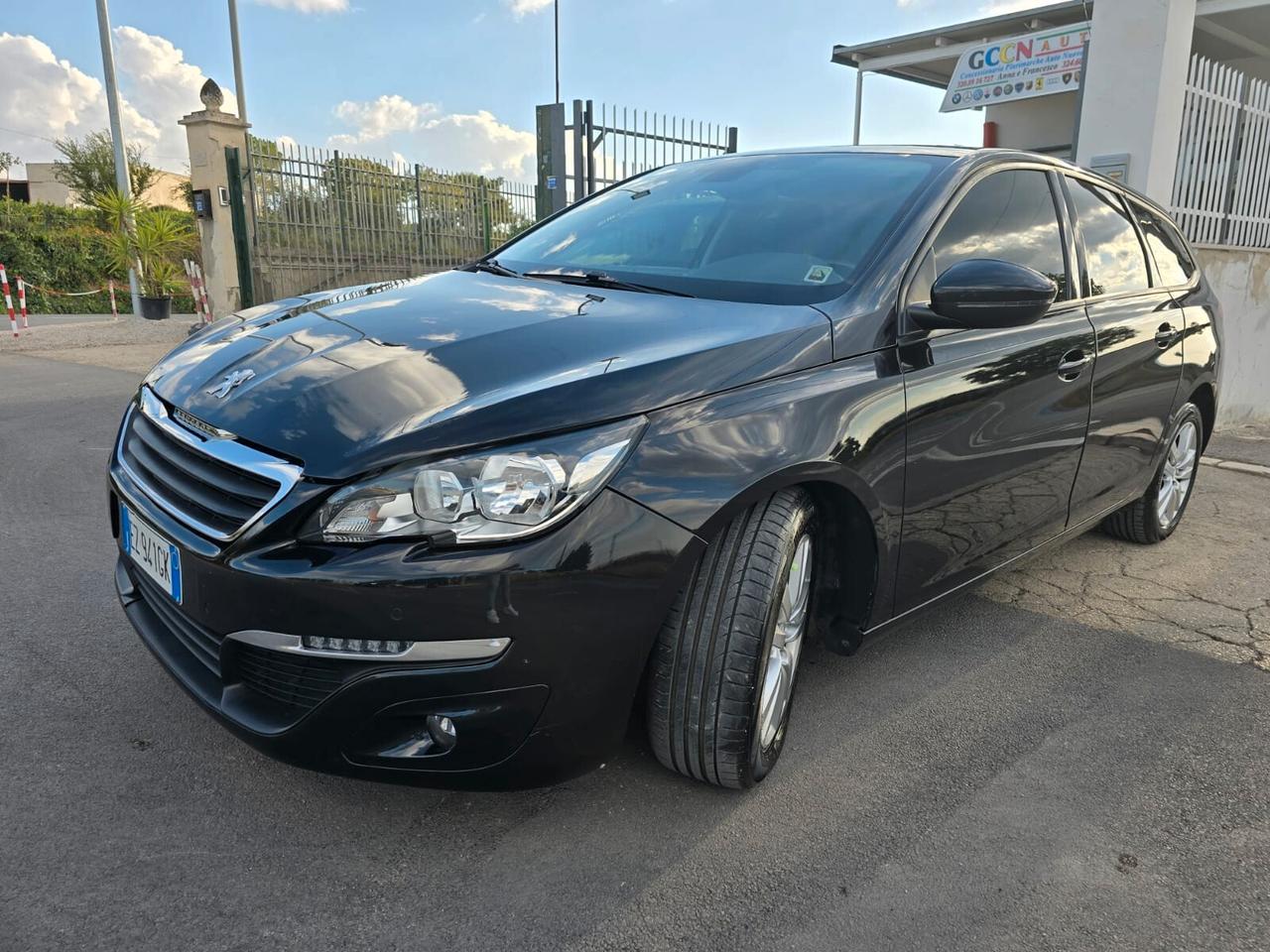 Peugeot 308 BlueHDi 120 S&S EAT6 SW Business