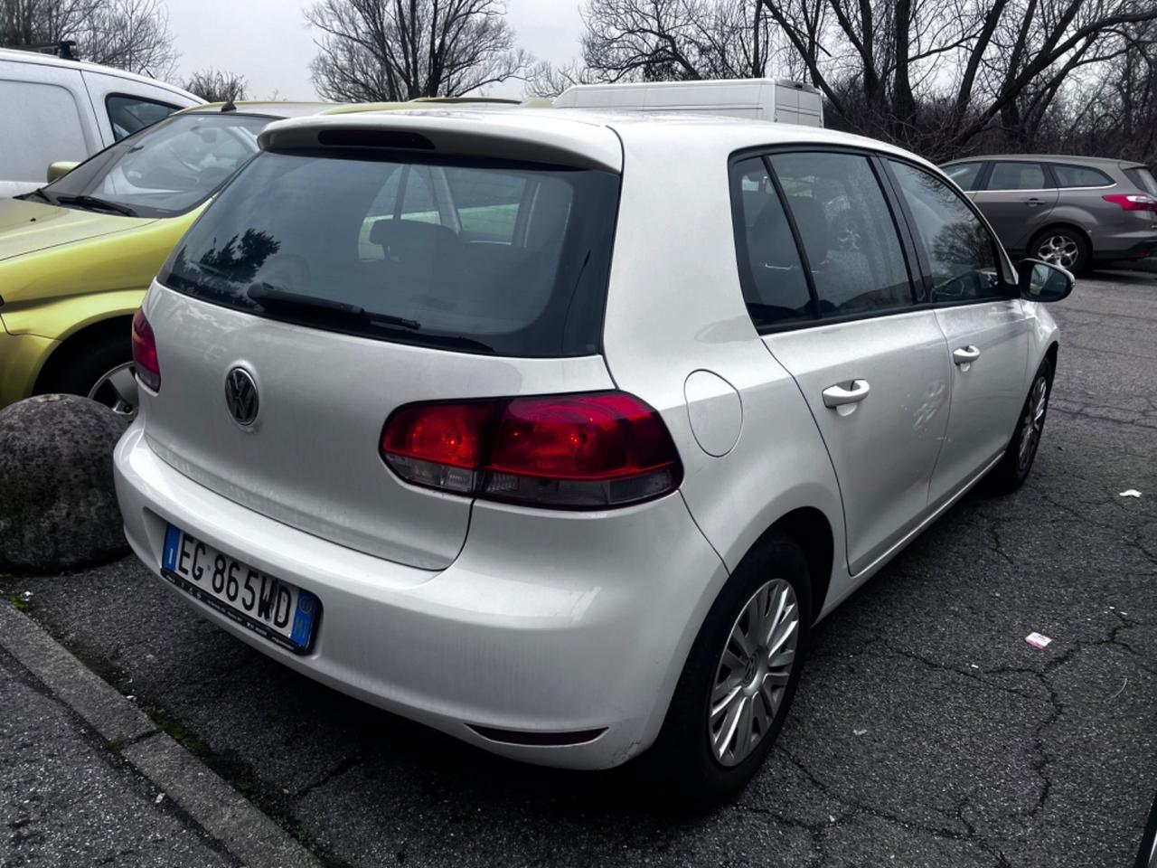 Volkswagen Golf 1.4 5p. Neopatentati