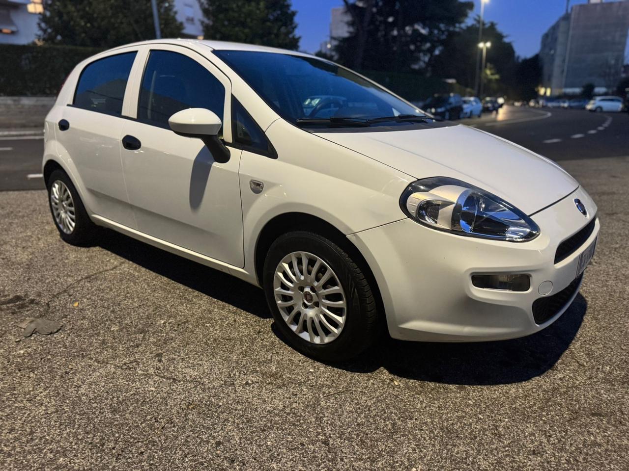 Fiat Punto 1.2 8V 5 porte Street