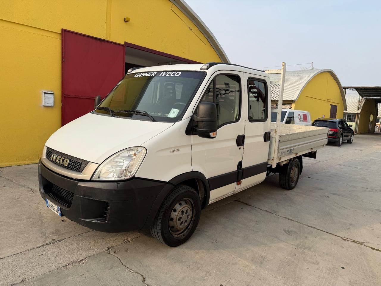 Iveco Daily 2.3 Diesel Doppia Cabbina 120cv