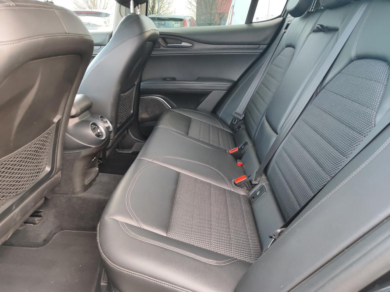 Alfa Romeo Stelvio 2.2 Turbodiesel 210 CV AT8 Q4 Executive