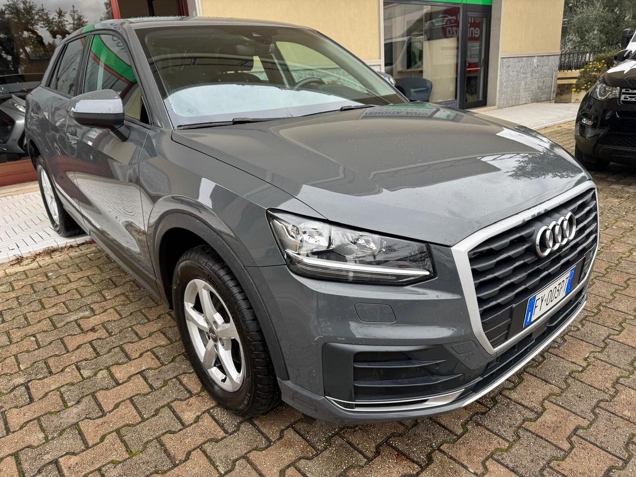 Audi Q2 35 TDI S tronic Business