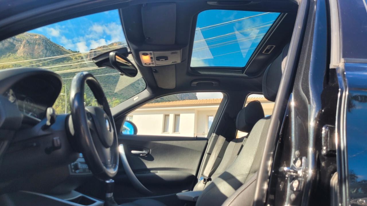 Bmw E87 130i M-sport "pre LCI"