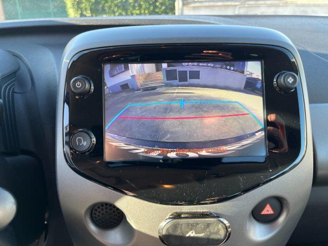 TOYOTA Aygo Connect 1.0 VVT-i 72 CV x-play MMT PREZZO REALE!