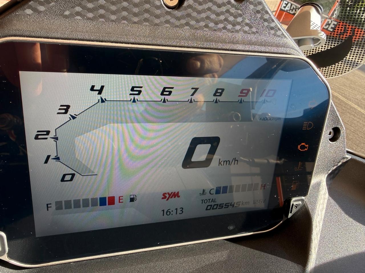Sym ADX 300