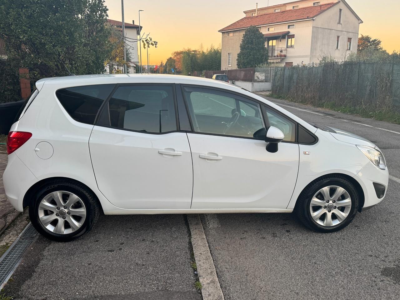 Opel Meriva 1.4 Turbo 120CV Cosmo