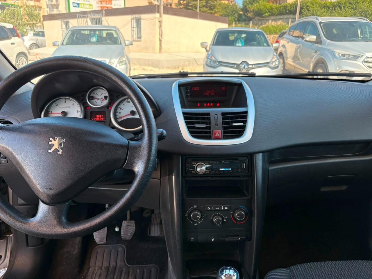 Peugeot 207 1.4 HDi 70CV 5p. Allure