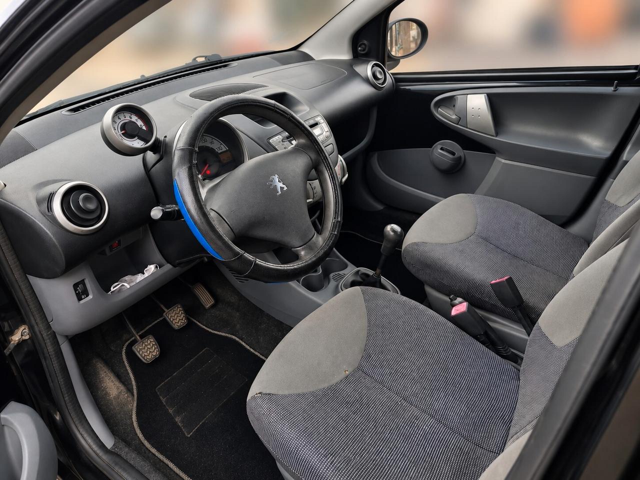 Peugeot 107 1.0 68CV 5p. Plaisir