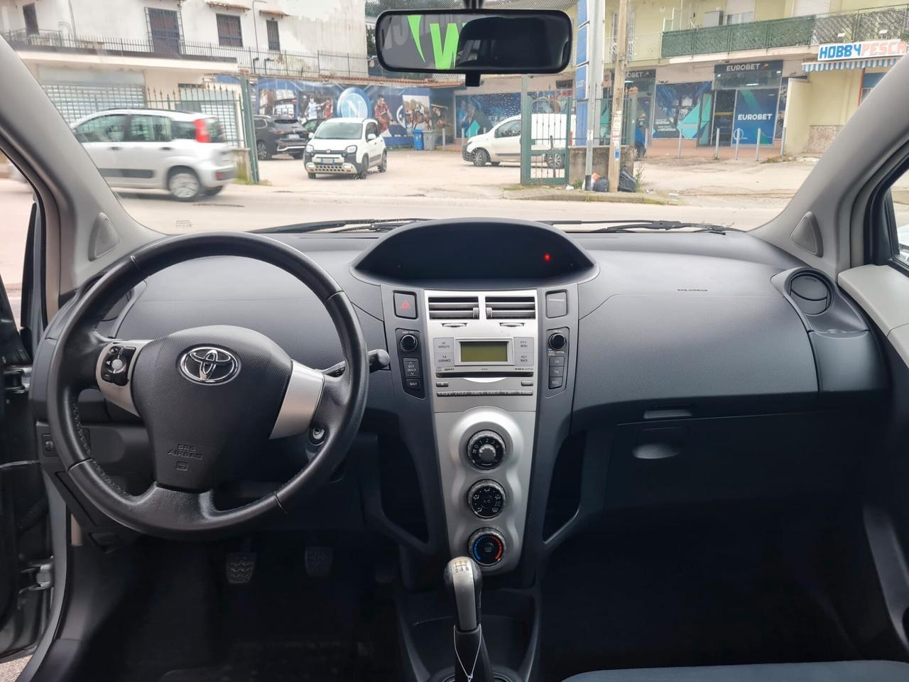 Toyota Yaris 1.3 5 porte Navi