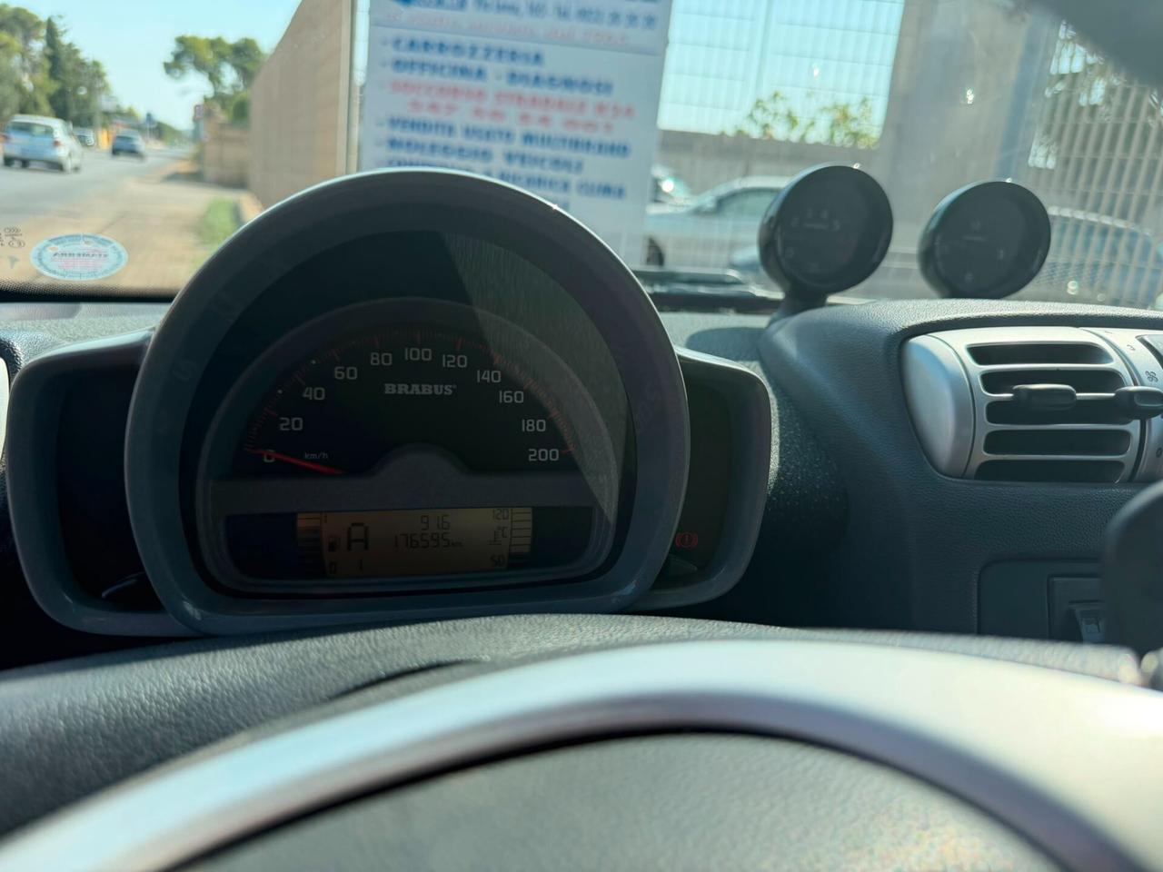 Smart ForTwo 1.0 BENZ - cabrio BRABUS - 2008