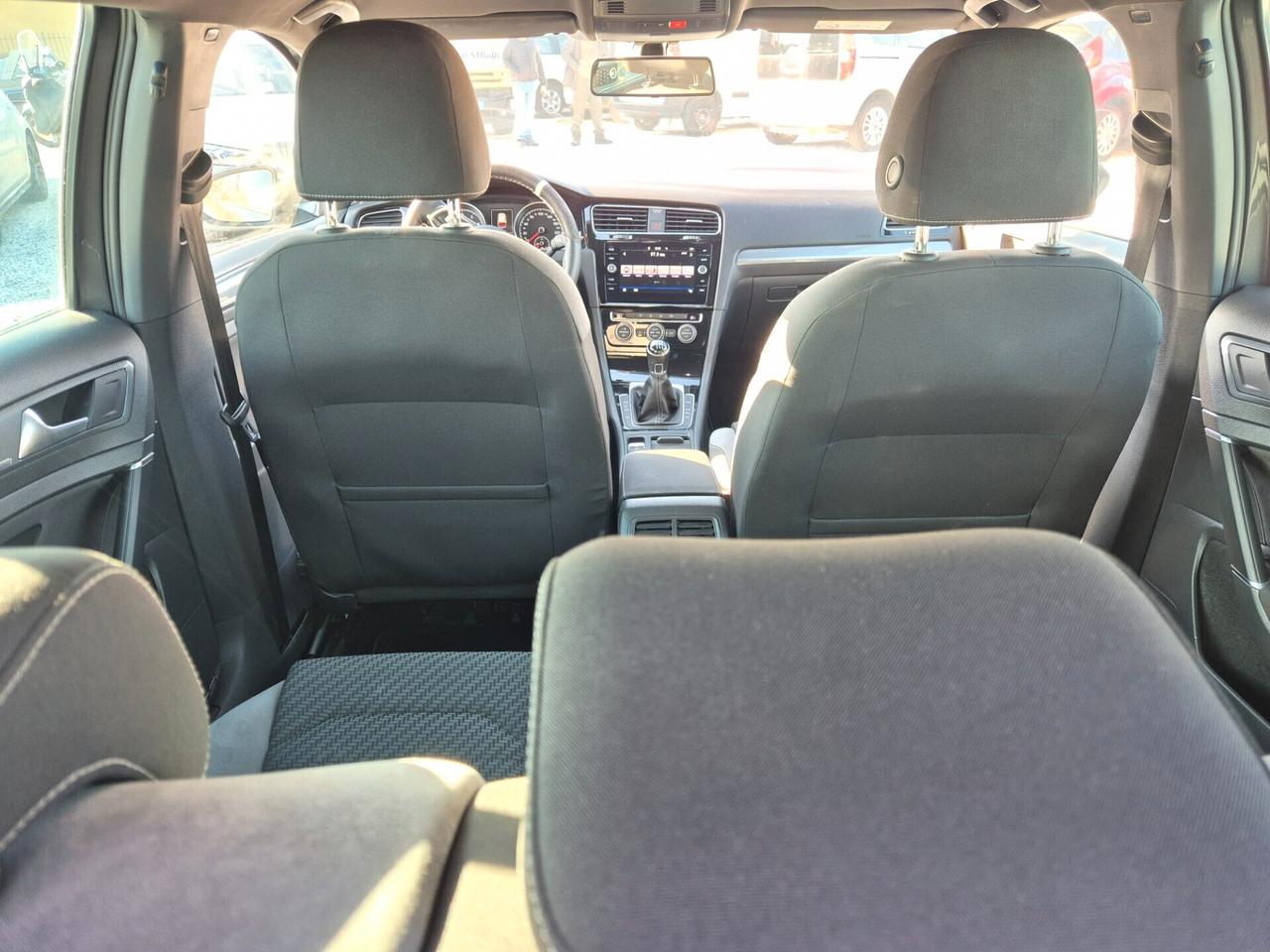 Volkswagen Golf R-line 69400 km