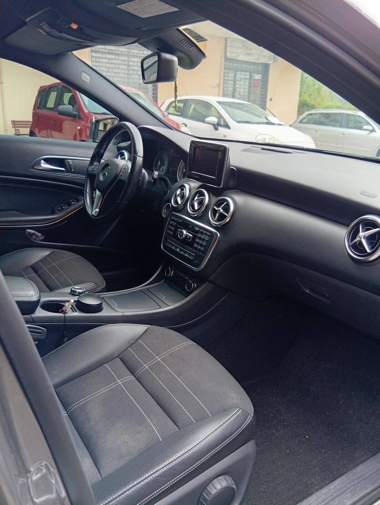 Mercedes-benz A 180 CDI BlueEFFICIENCY Automatic Sport
