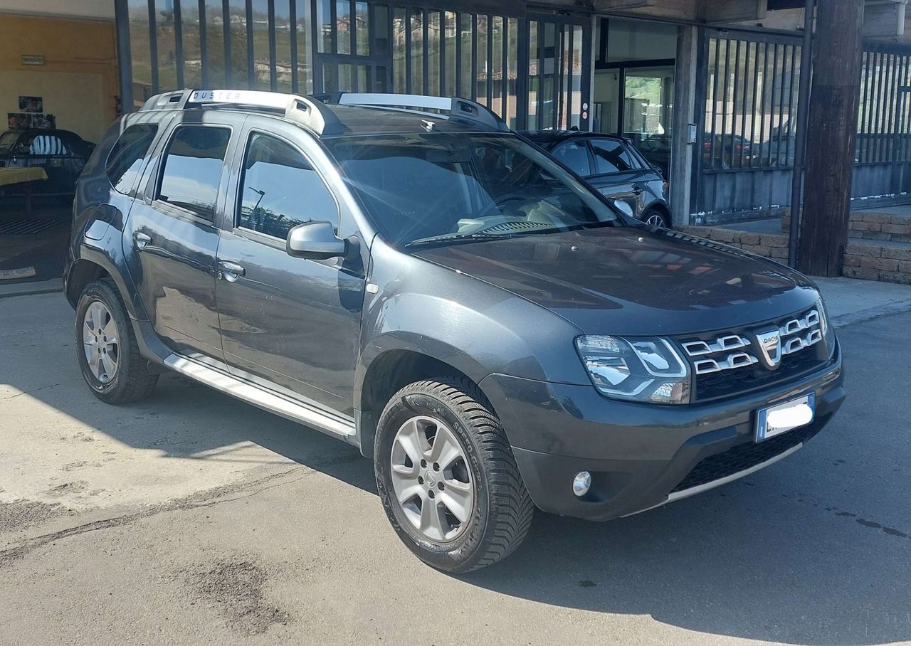 Dacia Duster 1.5 tdi lau..2014 4x4 147&#x27;000 km doc full optional