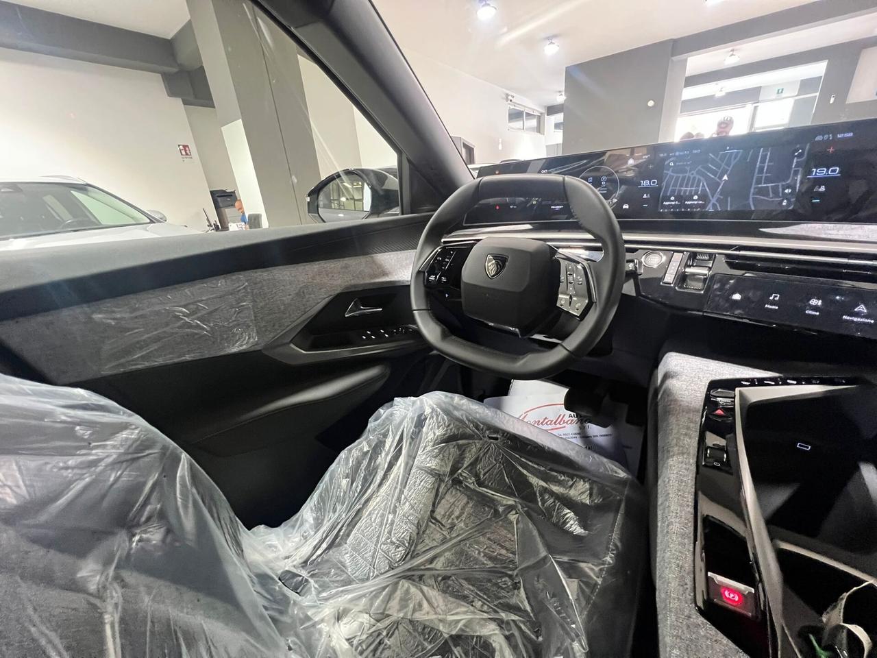 Peugeot 3008 Hybrid 136 e-DCS6 Allure (NUOVA)