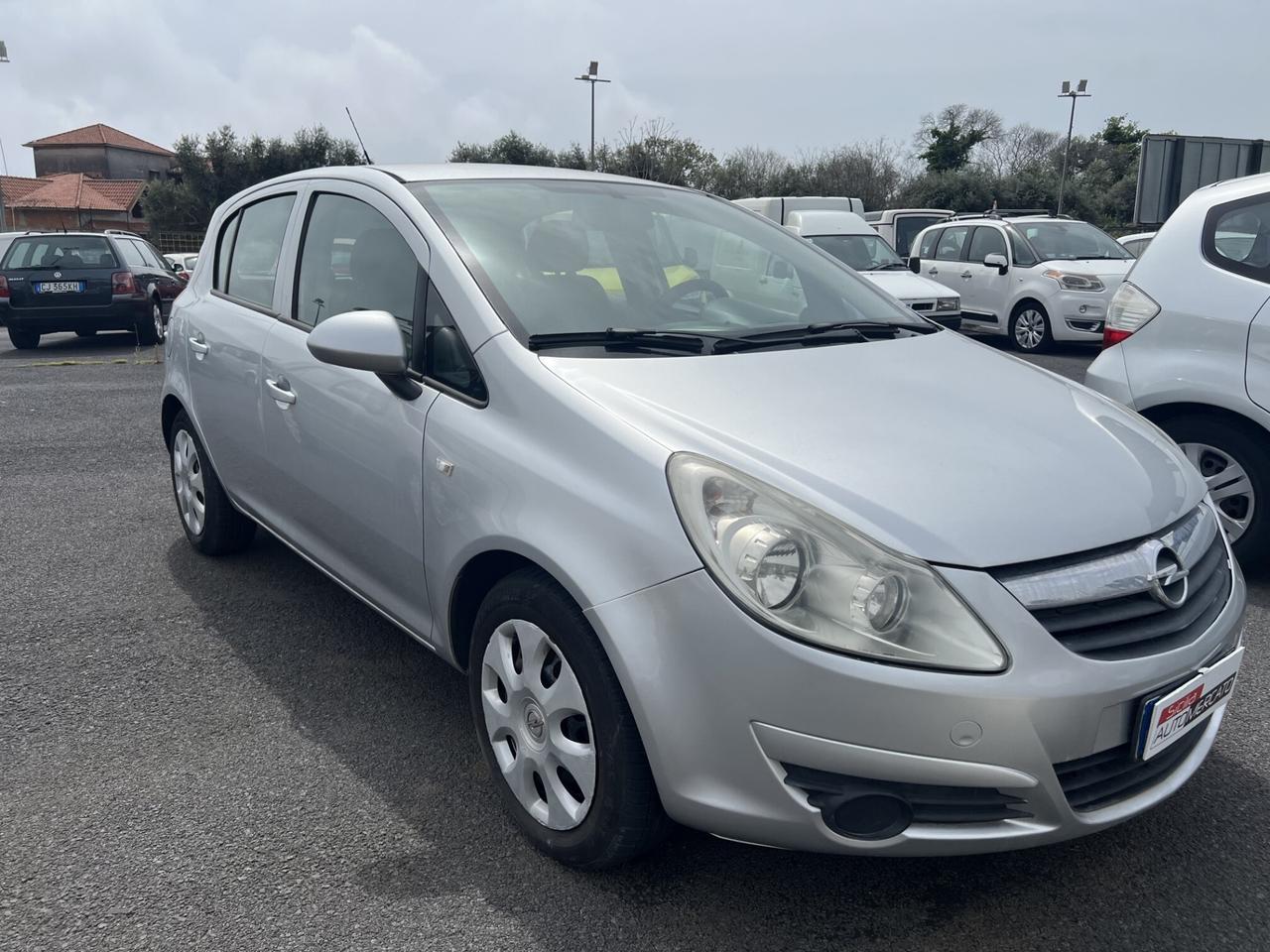 opel corsa benzina