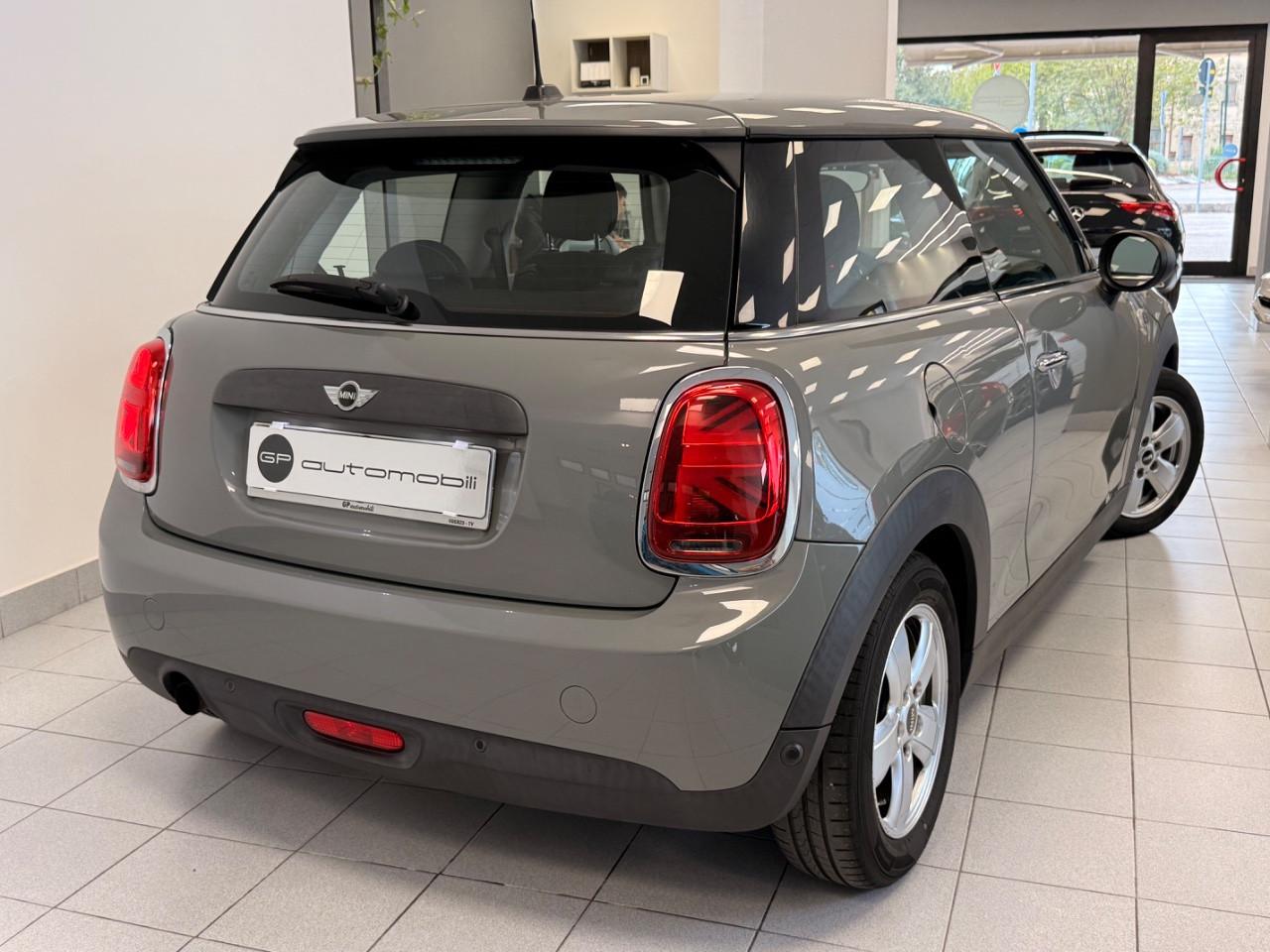 MINI One 1,2 102CV NEOPATENTATI